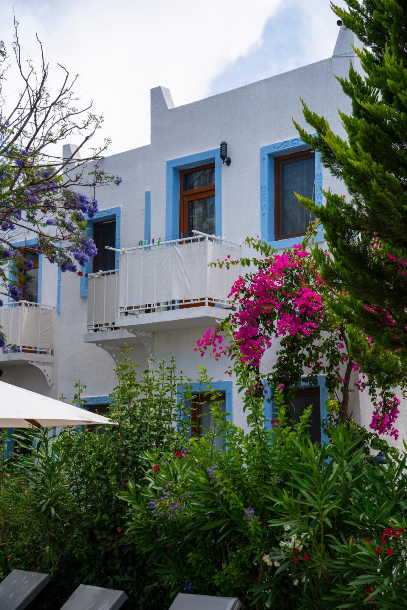 Manuela Boutique Hotel Bitez Buitenkant foto
